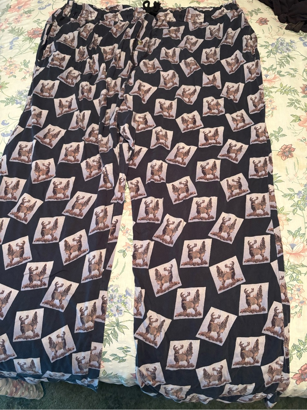 Men's Black Crab-Print Lounge Joggers